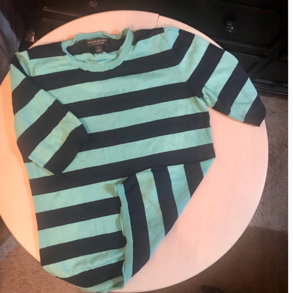 Banana Republic Silk Cashmere Sweater - Size S